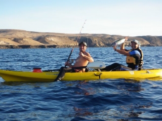 Kayak fishing 